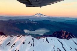 Mount Saint Helens Private Scenic Flight Oregon