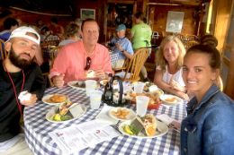 guide food of places to eat in Boothbay Harbor, Maine