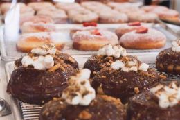 Carlsbad guided food tour, Artisan Donuts